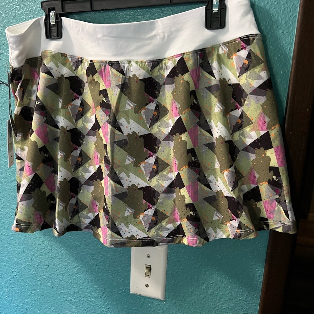 LIJA XL WOMEN’S 2 PIECE PINDOT SWING TENNIS SKORT AND XL LONG SLEEVE TOP NWT